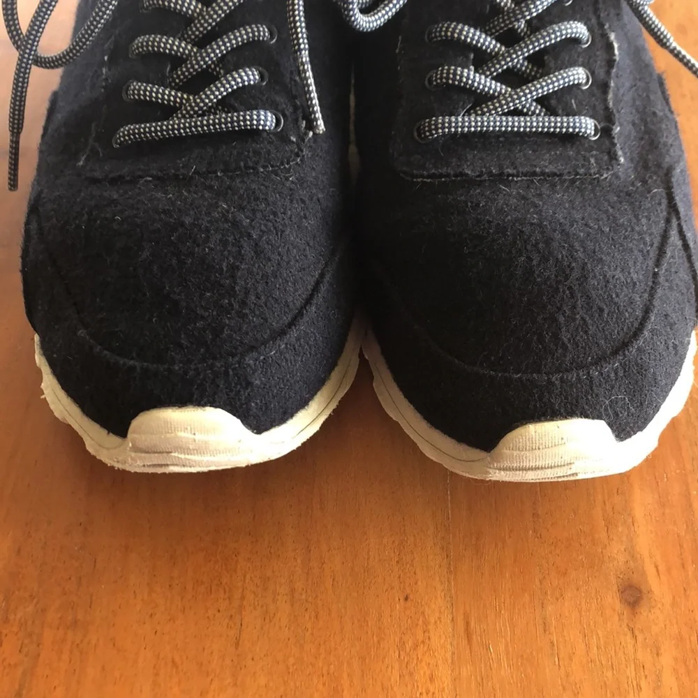Clae Hoffman‎ Mens Navy Wool Sneakers Sz 9 - EUC